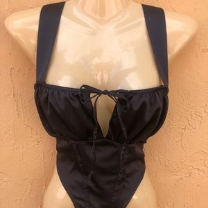 NWT black top size xl